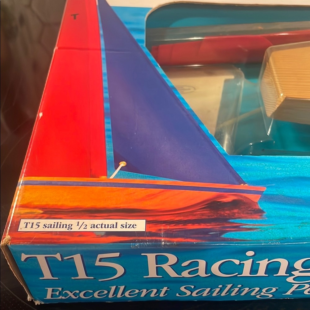 Tippecanoe T15 Racing Sloop Model - Picture 5 of 16